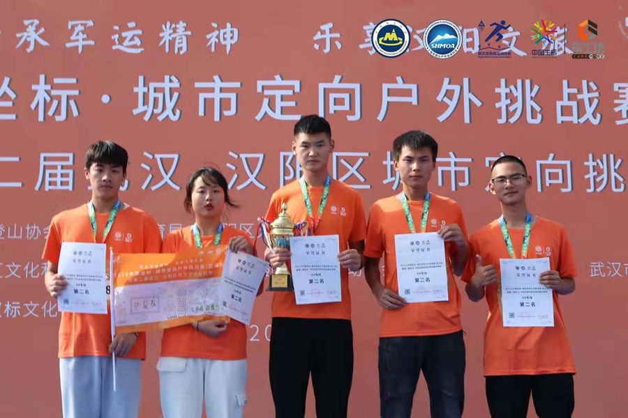 微信图片_20191110221630_爱奇艺_副本.jpg