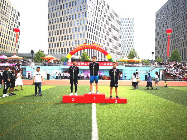 微信图片_20190421220204_meitu_2.jpg