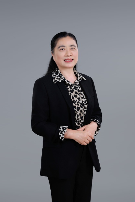 陈晓岑