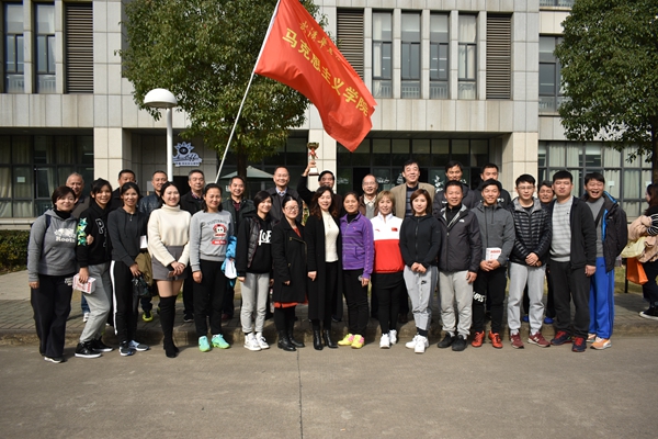 1511510600489013.jpg 调 拔河09.jpg