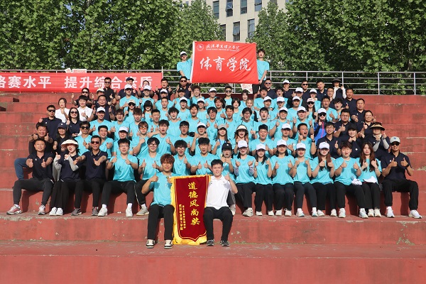 1681705598139044.jpg 寰