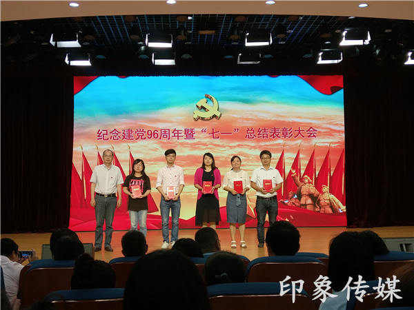 Cache_-6ae22402d5761a1f._副本.jpg