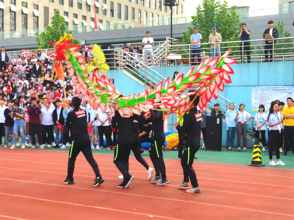 2E00949EEF3022195587469907AFCC5F_meitu_1.jpg
