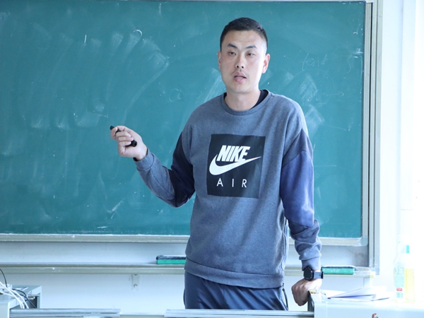 1637074625111929.jpg 鐜嬬徍.JPG