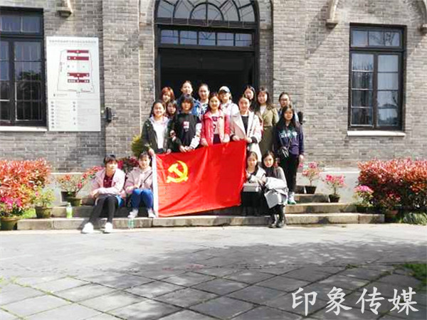 1490534035113741.jpg Cache_-5abf8e25641de018._副本.jpg