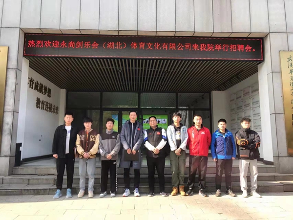 1638681453110178.jpg DA434175D548E86828ABE78FEDC95894.jpg